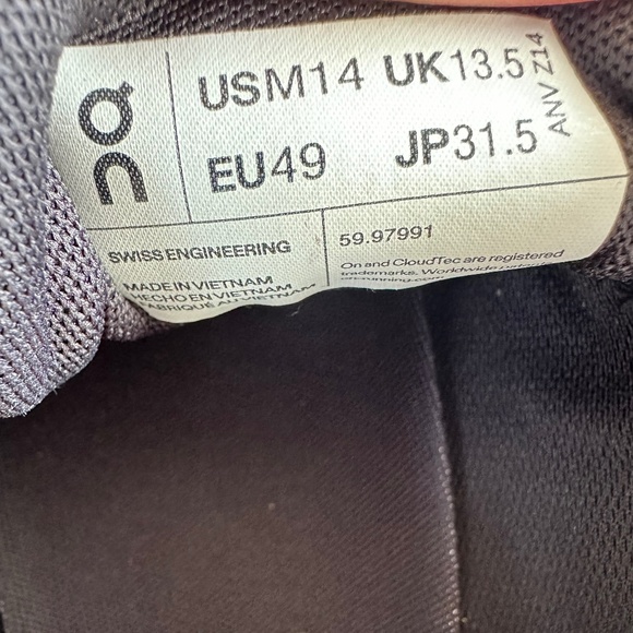 On Cloud 5 Waterproof 14 - Picture 7 of 9